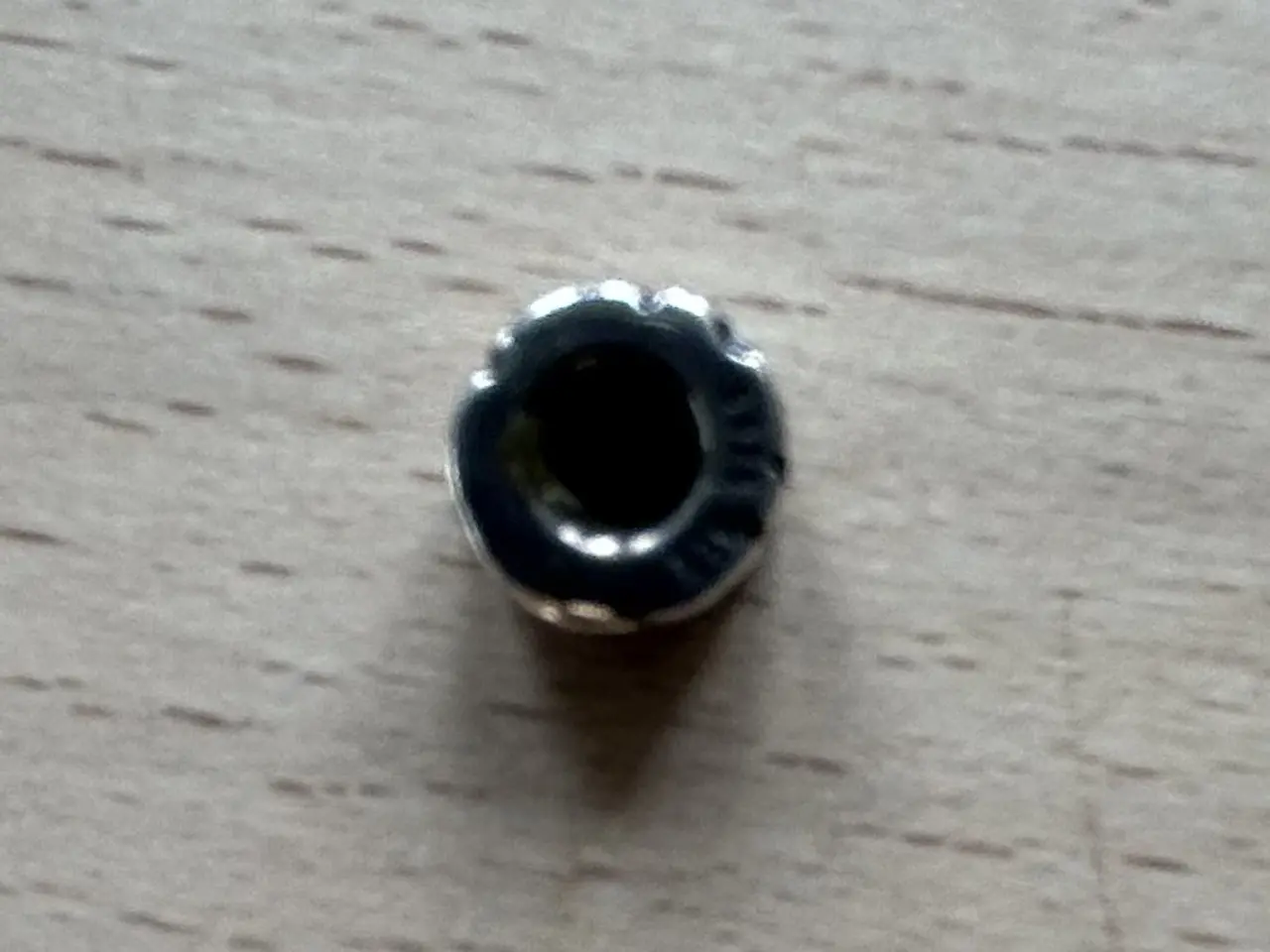 Billede 2 - Pandora charm i sølv og 14 karat guld