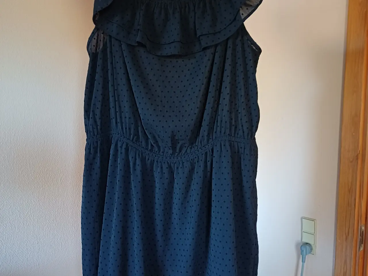 Billede 1 - Sommerkjole sort XXL