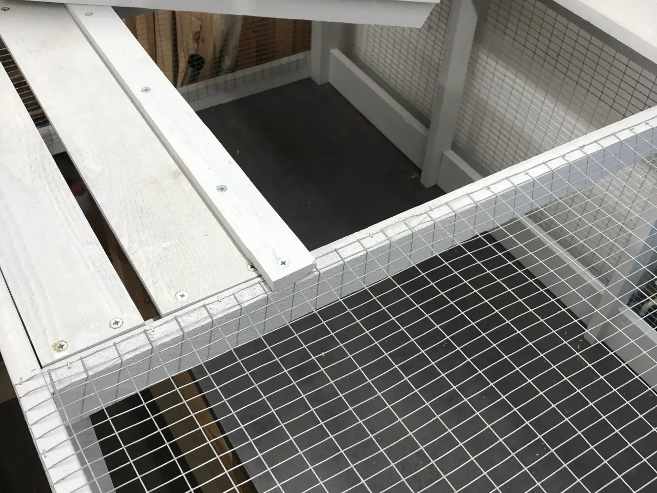 Billede 4 - LØBEGÅRD Stor og høj.