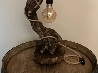 Bord Lampe af Drivtømmer