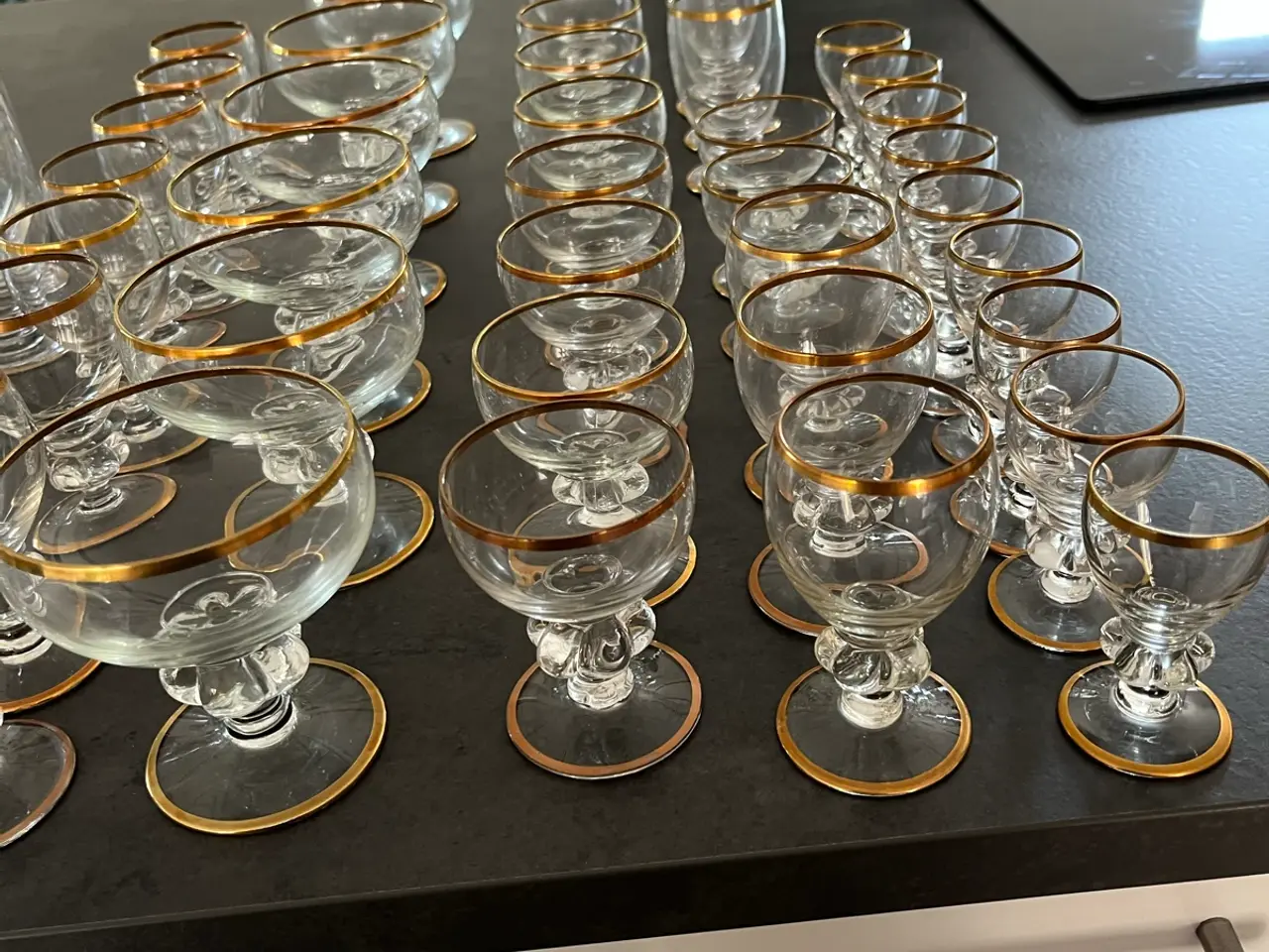Billede 2 - Gisselfeld glas sælges
