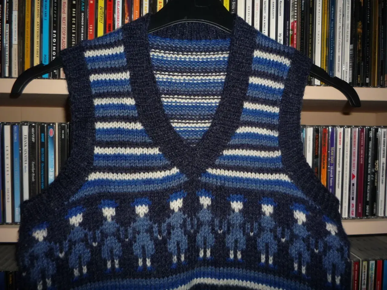 Billede 2 - Vest, hønsestrik