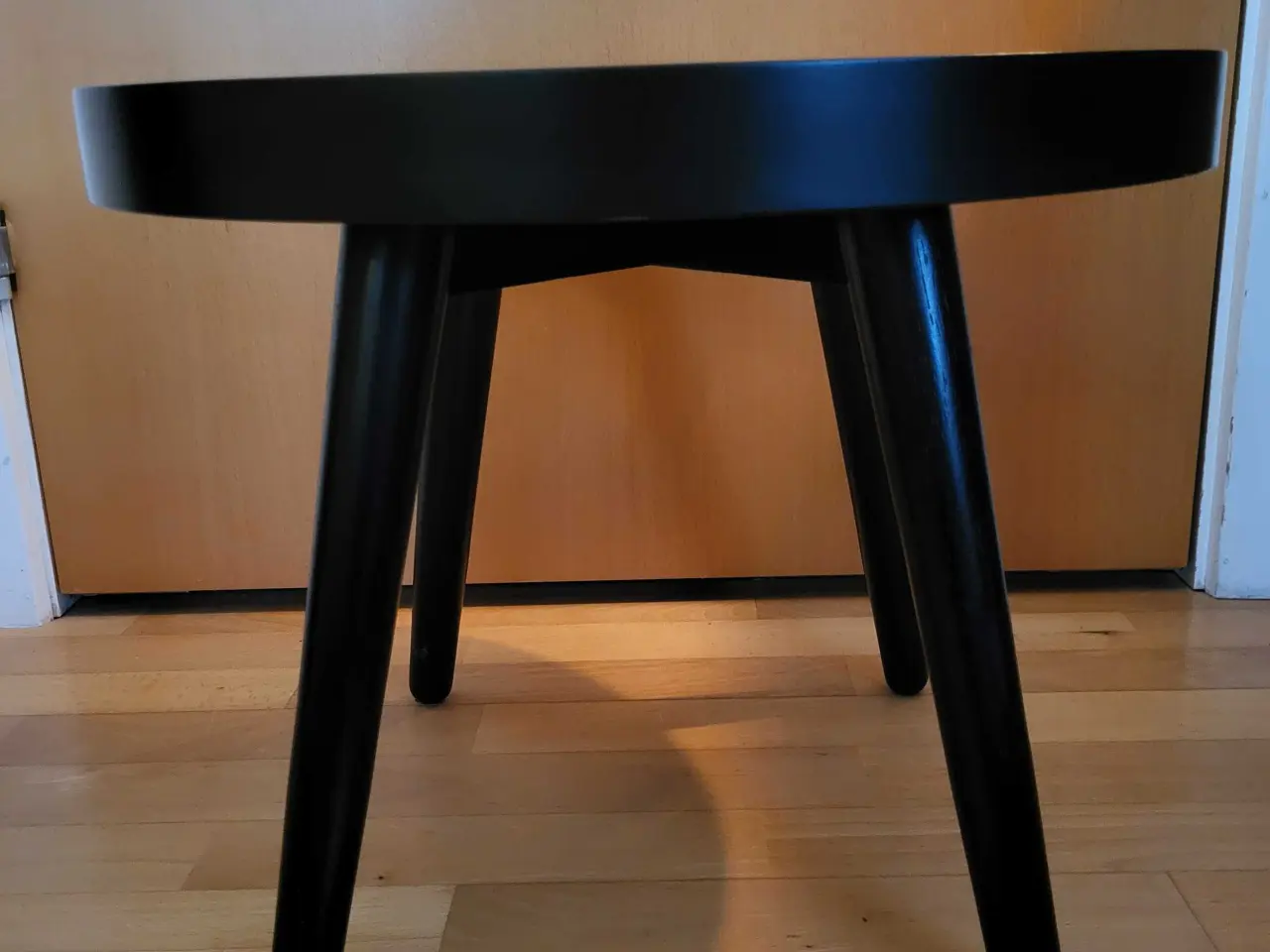 Billede 6 - Alma Softline sofabord/skammel, siddepude medfølge