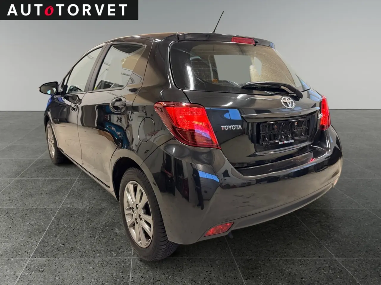 Billede 4 - Toyota Yaris 1,3 VVT-i Style Edition