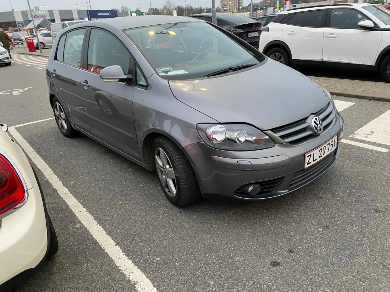 Billede 1 - Bilen kører godt 