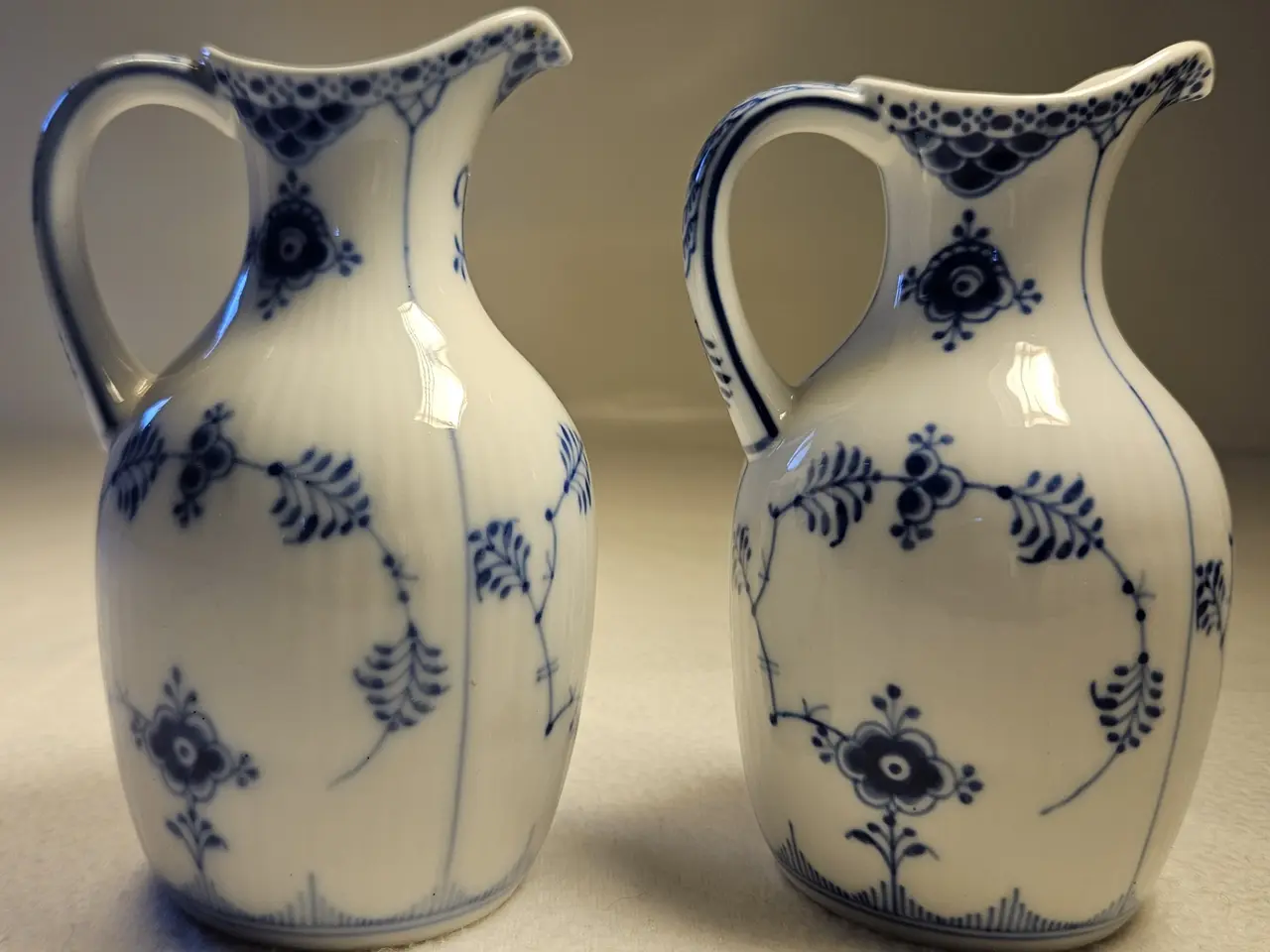 Billede 3 - Royal Copenhagen Musselmalet Vineddike kander 1180