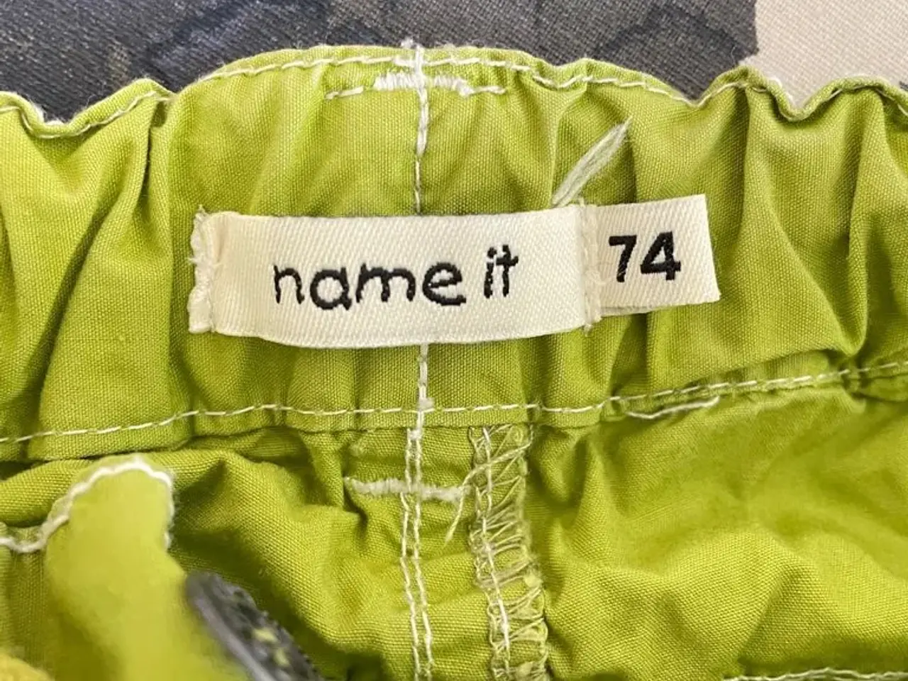 Billede 2 - Shorts drenge str. 74 Name It
