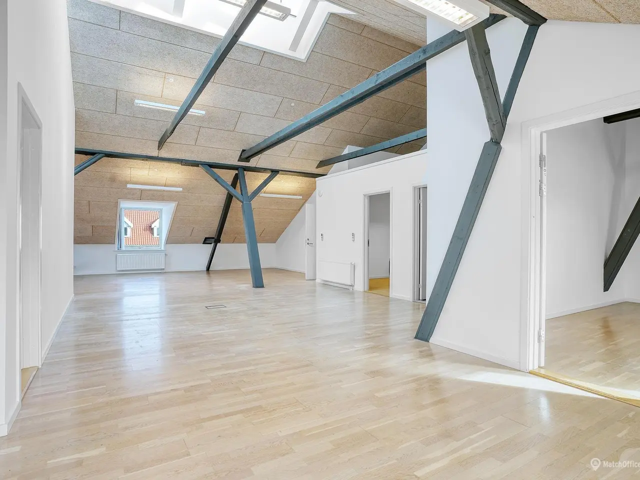Billede 5 - Flot og lyst lejemål i Roskilde. som er perfekt til kontor.