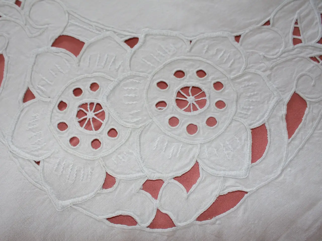 Billede 8 - Hvid dug, 130 x 130 cm