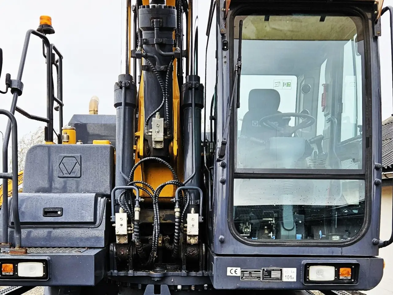 Billede 3 - XCMG XE160W hjulgraver / tiltrotator / meget udstyr / 3500 timer