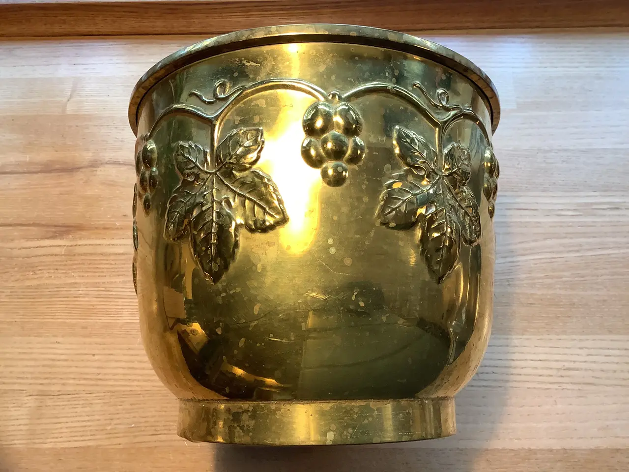 Billede 1 - Stor Messing urtepotteskjuler
