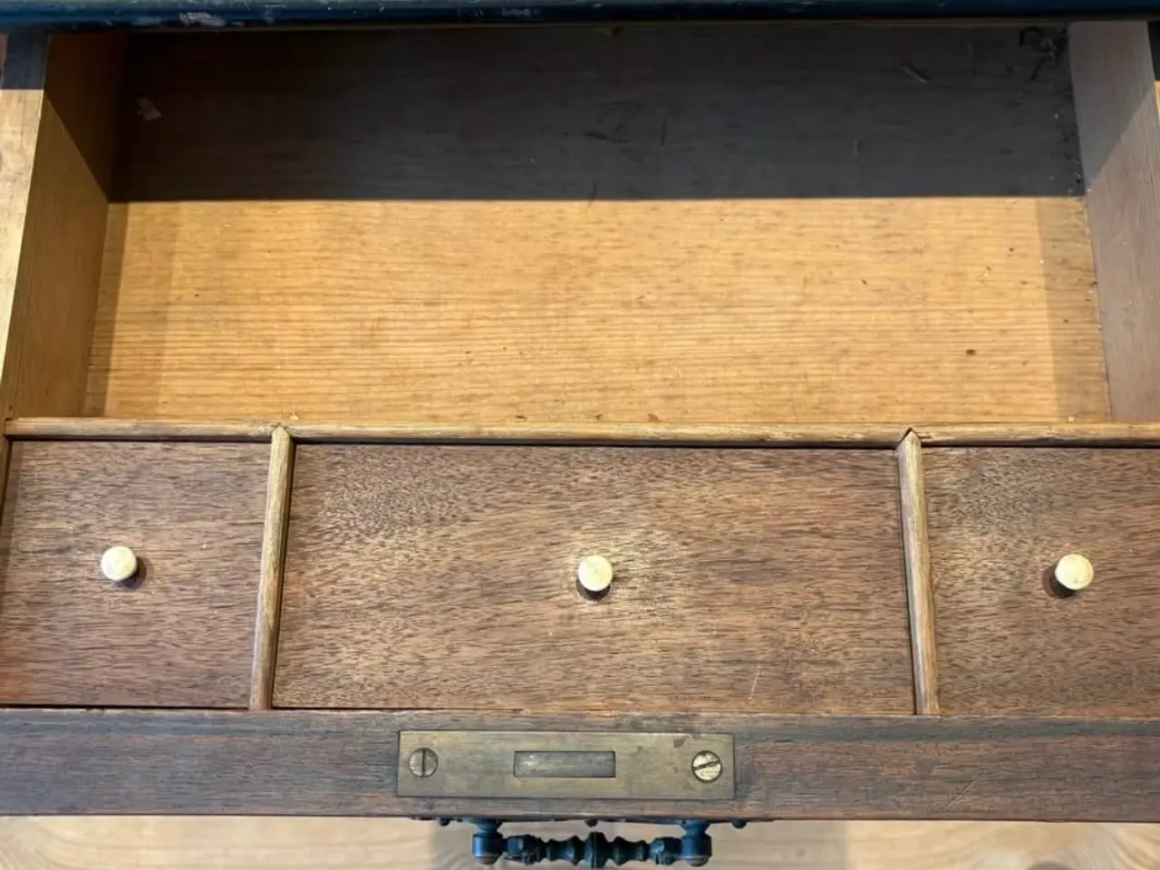 Billede 3 - Gammelt sybord