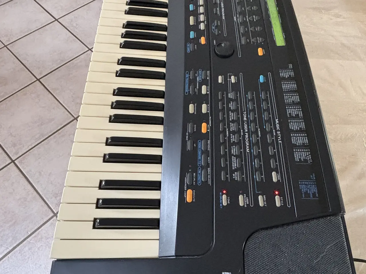 Billede 1 - Roland E86