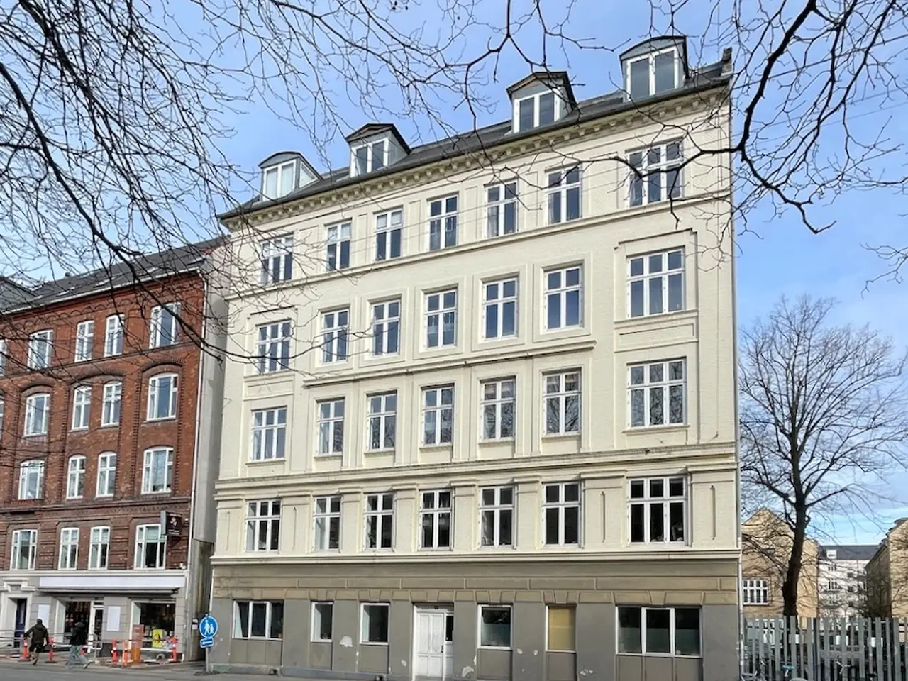 Billede 1 - Egen parkeringsplads på Frederiksberg