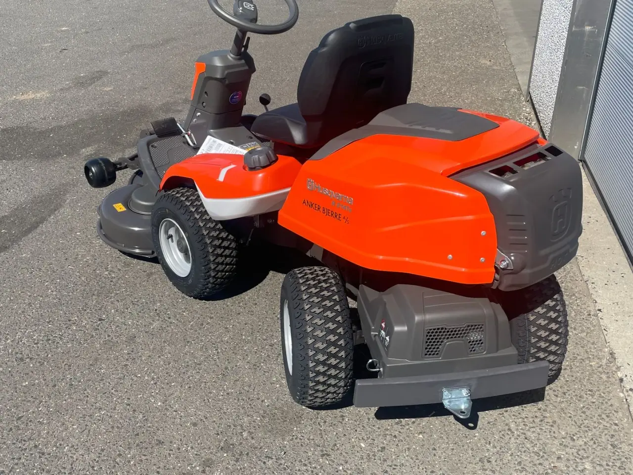 Billede 4 - Husqvarna R214TS Inkl. 103cm klippebord