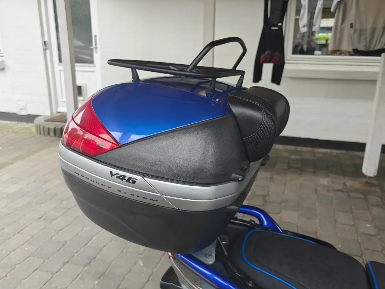 Billede 2 - Topboks Givi V46