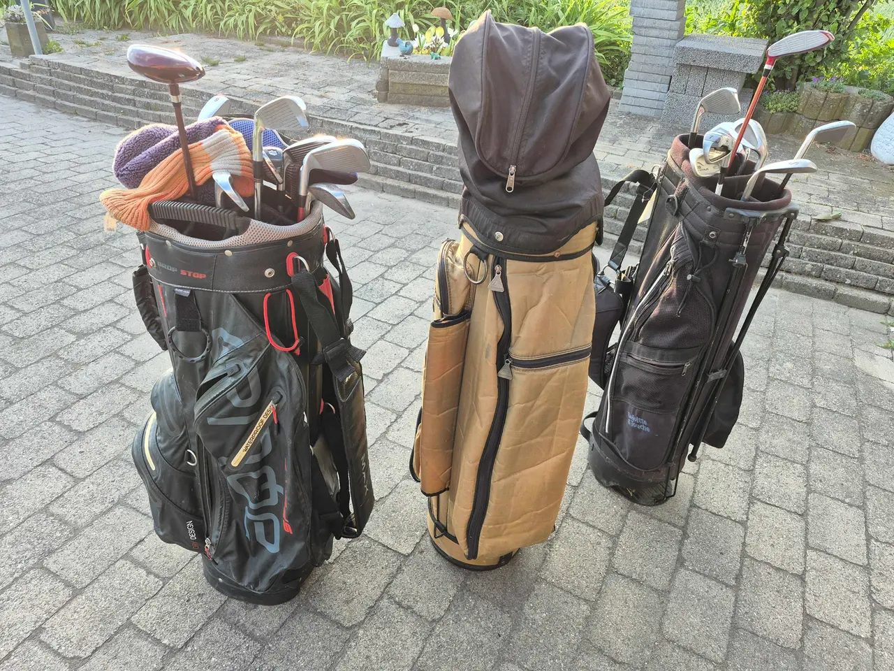 Billede 2 - 3 forskellige golfsæt sælges enkeltvis/ samlet