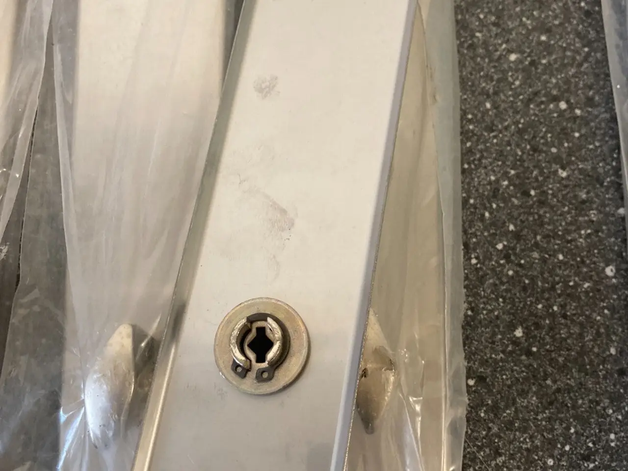 Billede 2 - parti of 15x Assa Abloy Spacer Long Plates w.