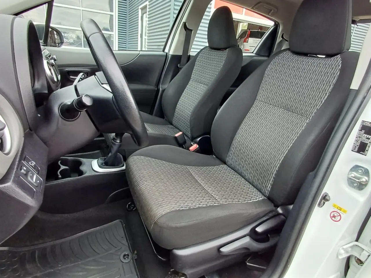 Billede 12 - Toyota Yaris 1,0 VVT-i T2 Touch