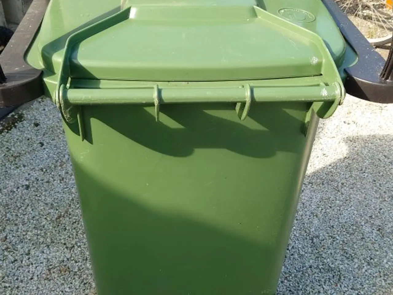 Billede 3 - Affalds container 240L