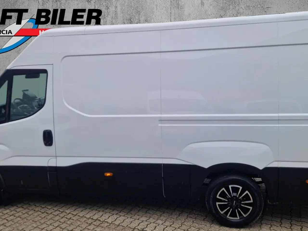 Billede 2 - Iveco Daily 3,0 35S18 12m³ Van AG8