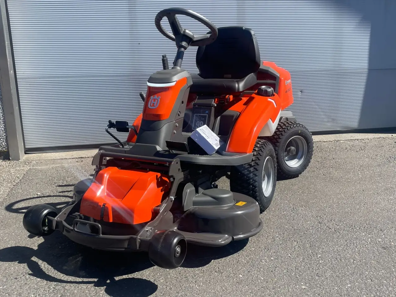 Billede 1 - Husqvarna R214TS Inkl. 103cm klippebord