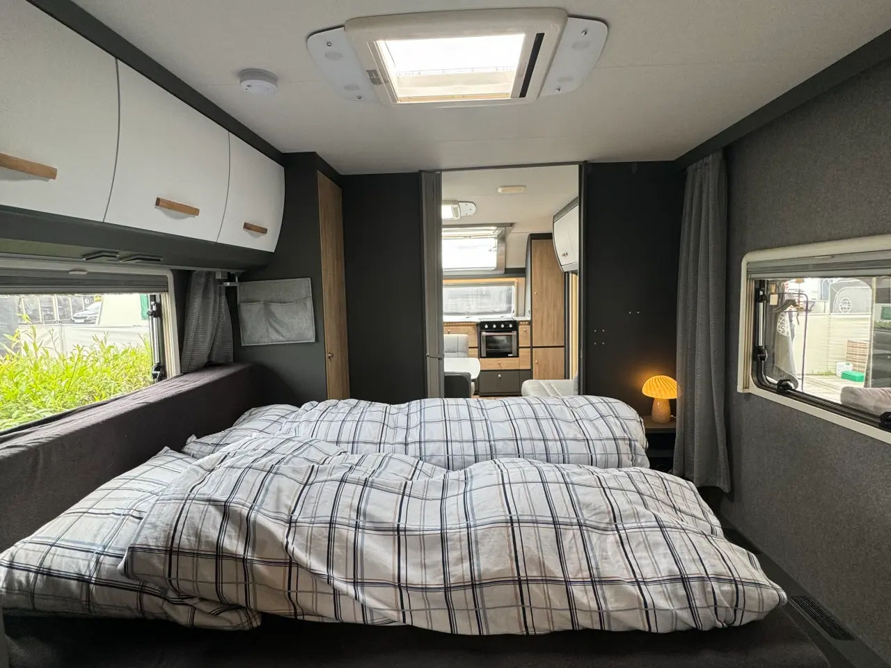 Billede 10 - Fast ligger dethleffs campingvogn på Jambo