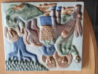 Relief i keramik