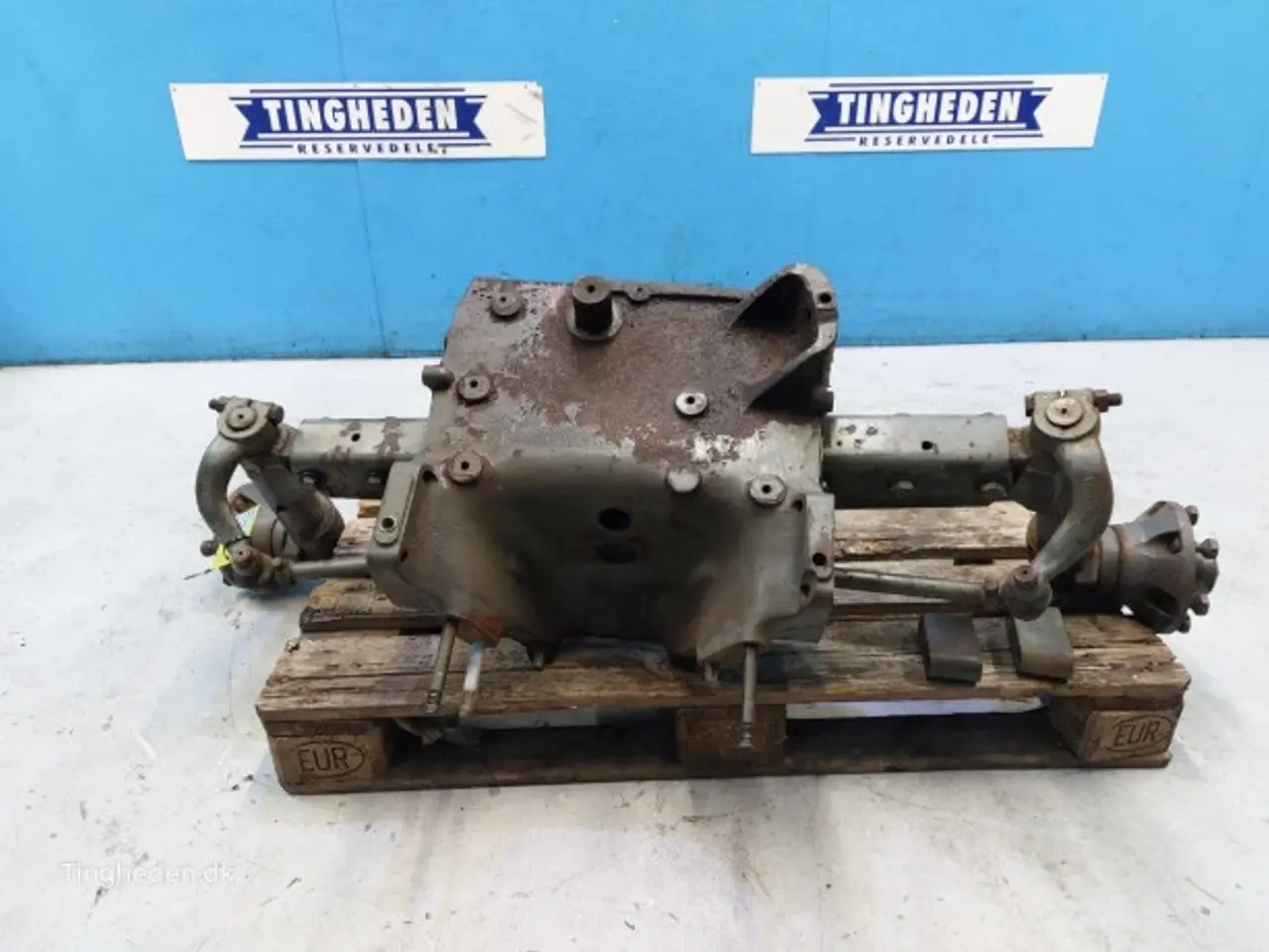 Billede 13 - Massey Ferguson 690 Foraksel 897625M93