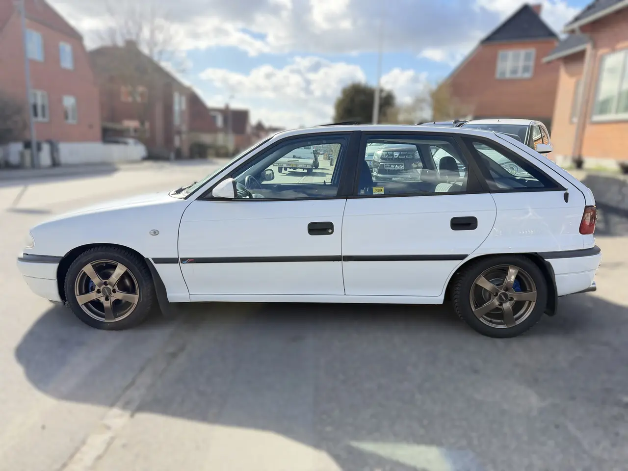 Billede 3 - Opel Astra 1,8i 16V aut sælges. Klassiker.