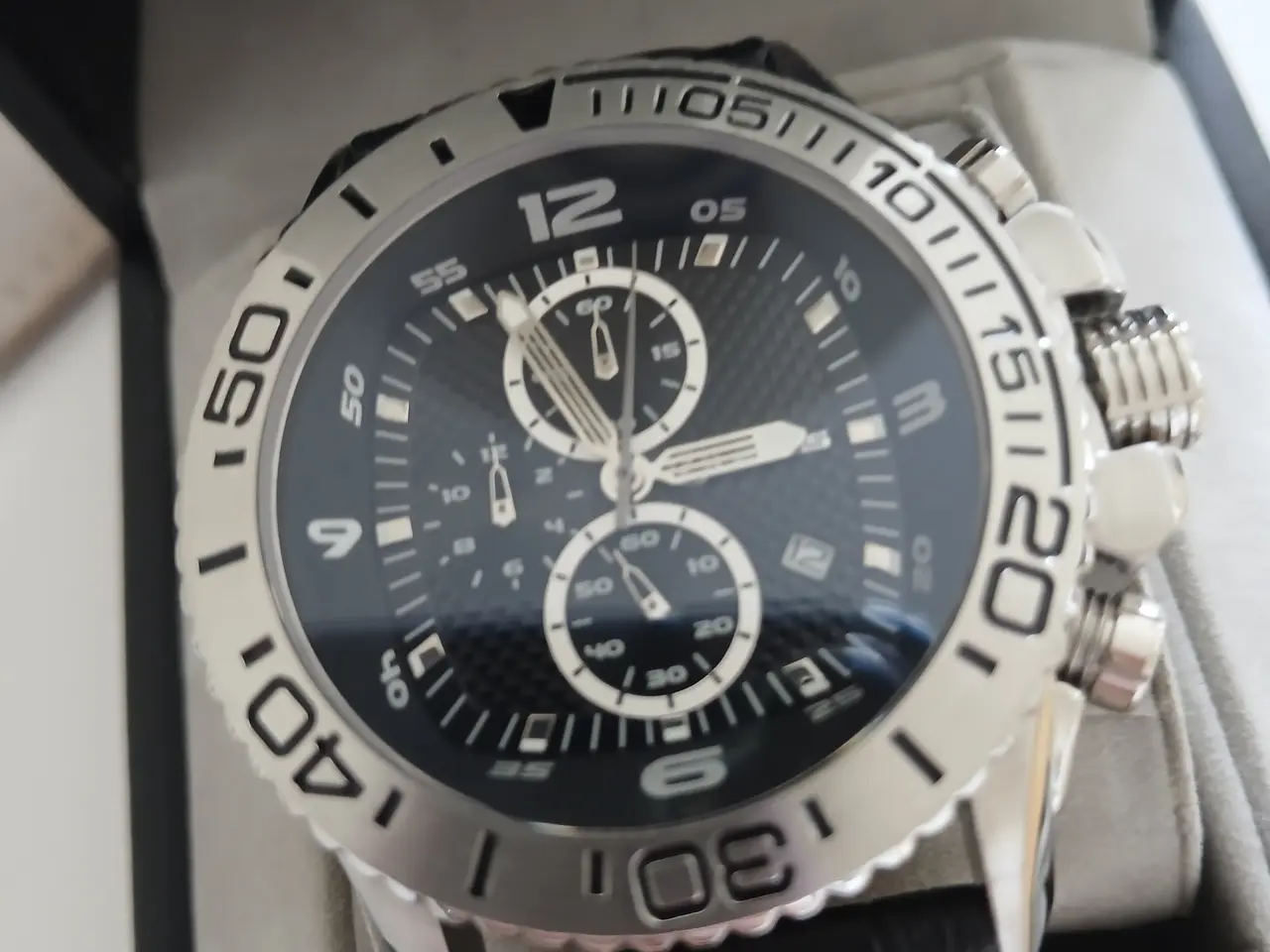 Billede 1 - Lækkert Lexus Herre armbånds ur 46mm (T37)