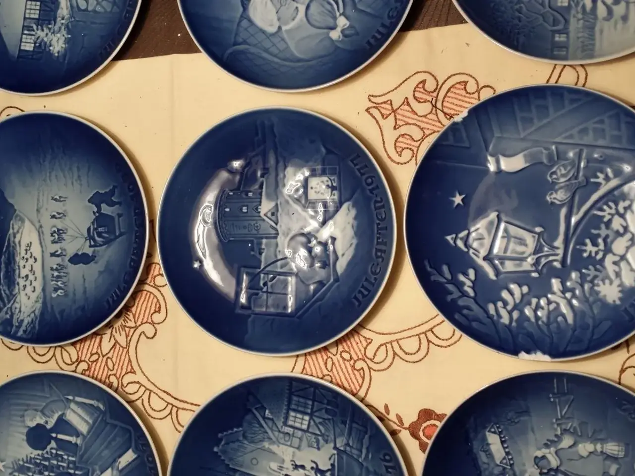 Billede 6 - 14 juleplatter (2 med skår) 1971 - 1985 