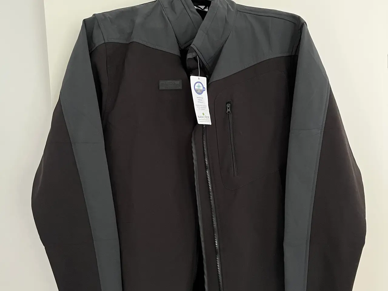 Billede 2 - Ny jakke fra Chill Factor, XL