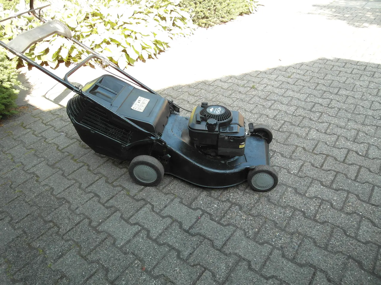 Billede 7 - Plæeklipper med Briggs&Stratton motor.