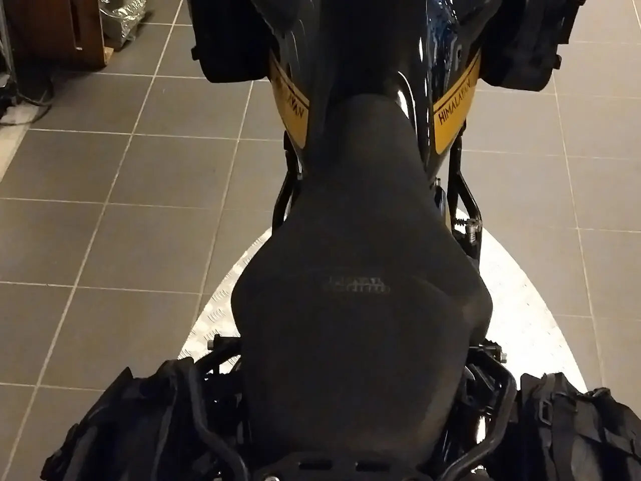 Billede 7 - Royal Enfield Himalayan 450 Hanle Black Slangeløs m/udstyr