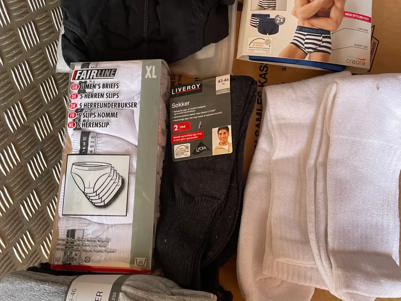 Billede 1 - Pakke nr. 15 boxer shorts, tanga & strømper