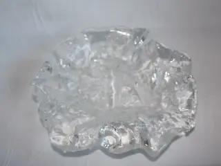 Lille skål af glas