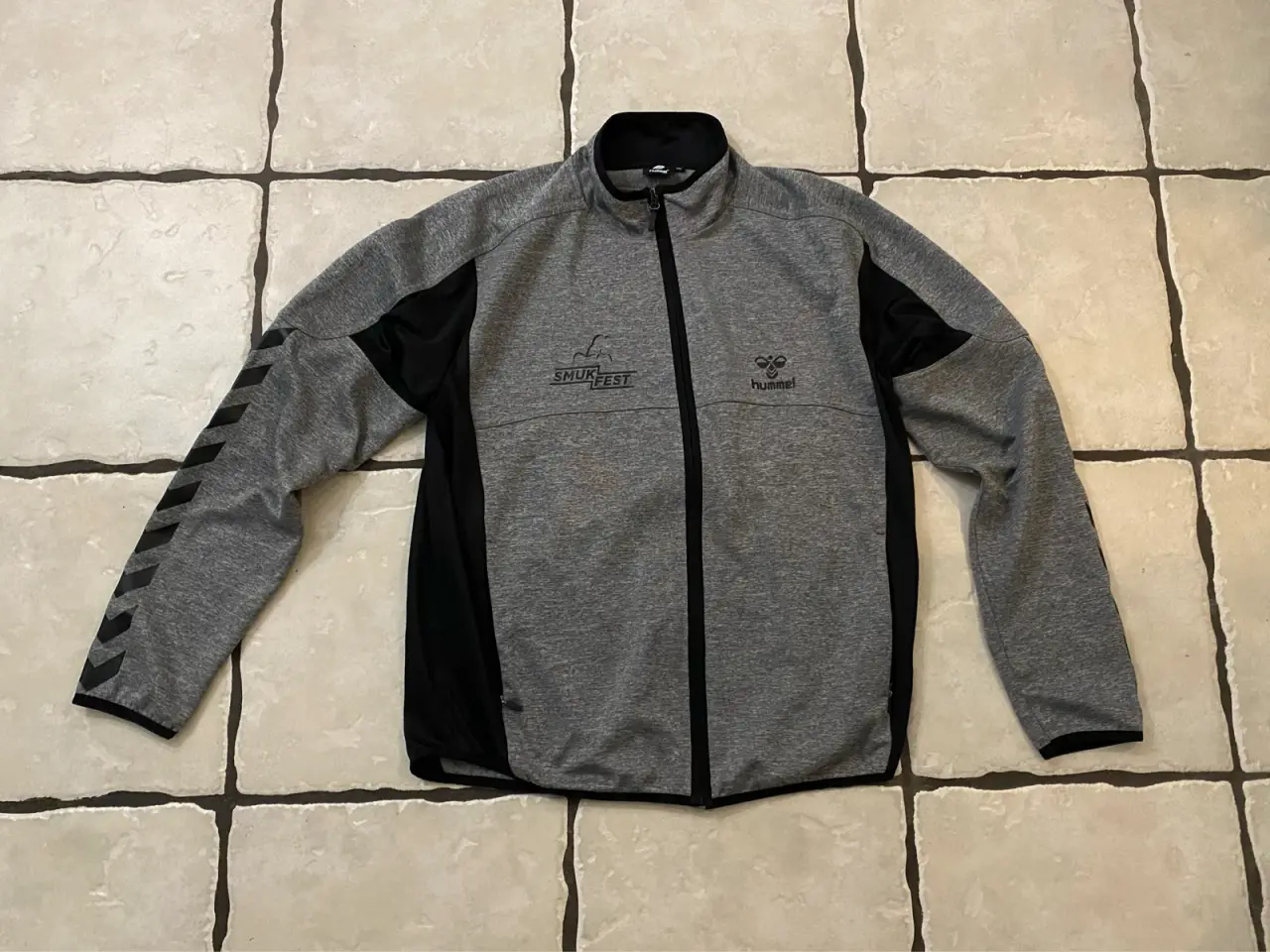 Billede 1 - SMUK bluse