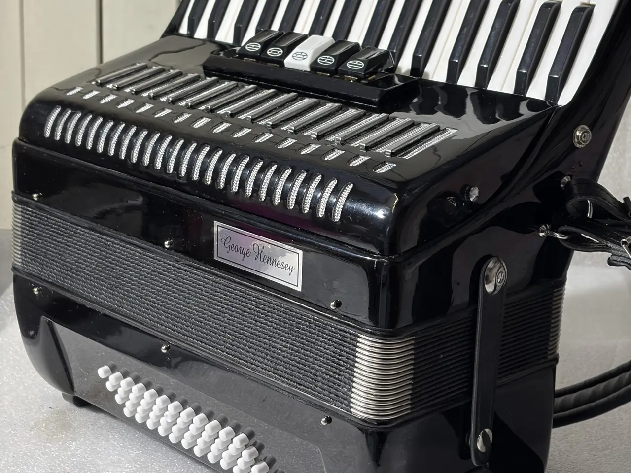 Billede 4 - George Hennesy harmonika 34 tangenter 24 basser