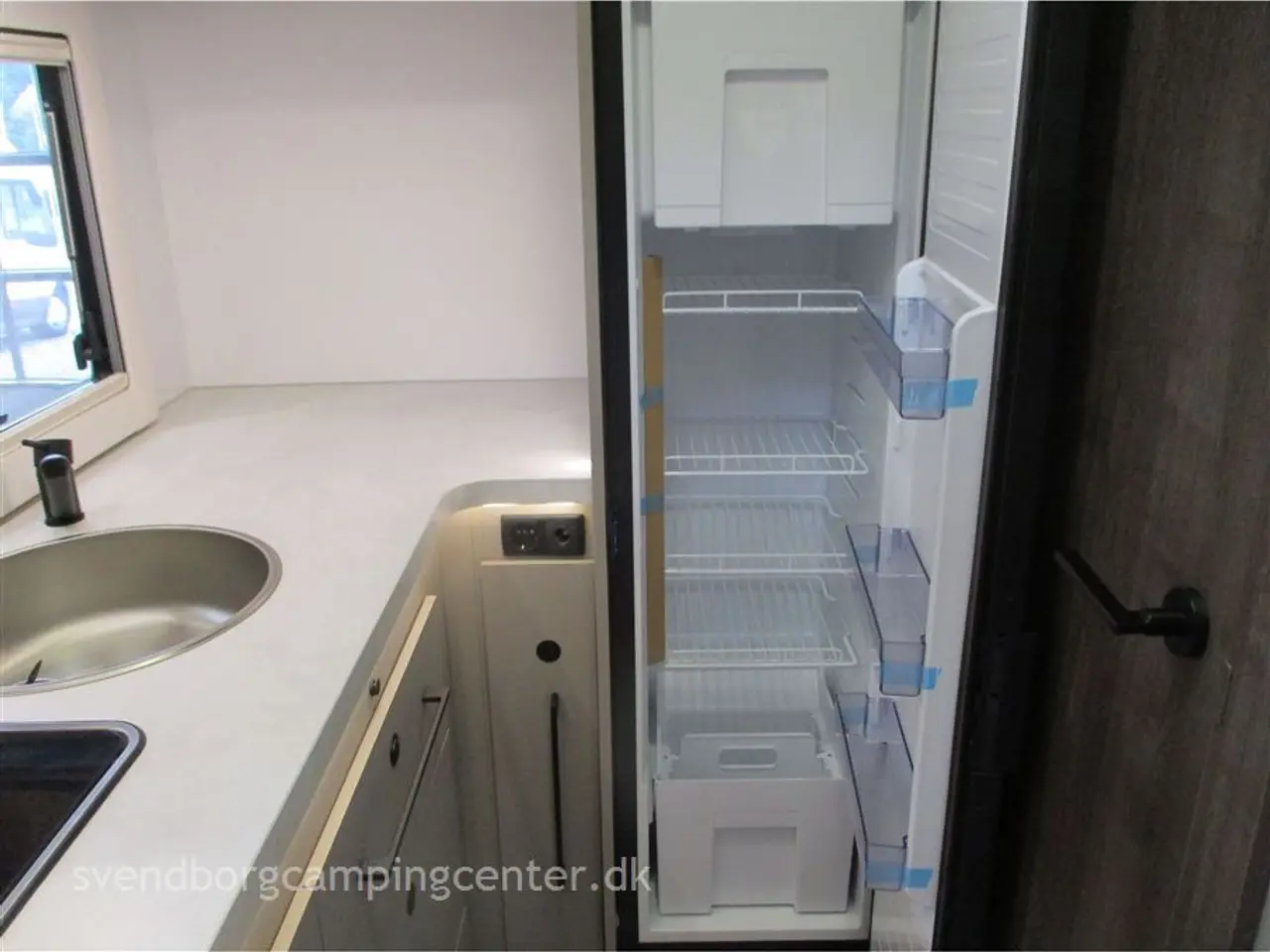 Billede 11 - 2026 - Benimar Tessoro T481