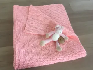 Ny baby tæppe, bamsen er ikke med.