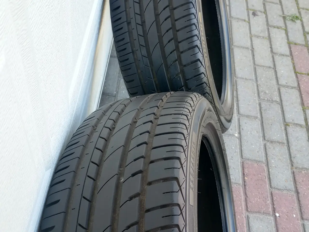 Billede 4 - Nye 19" vinterdæk 225-45-19, kom med et bud !