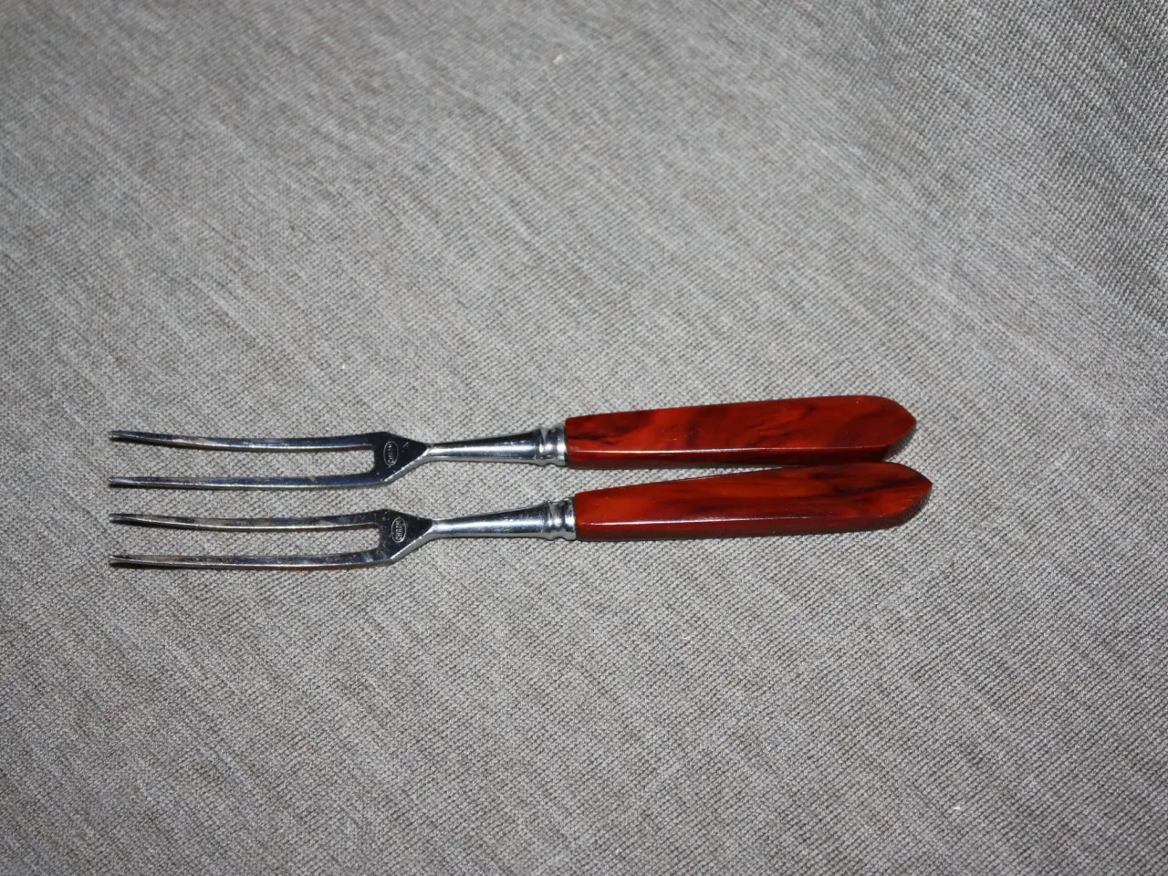 Billede 1 - Pålægsgaffel 16 cm 2 stk. rustfrit stål og plast