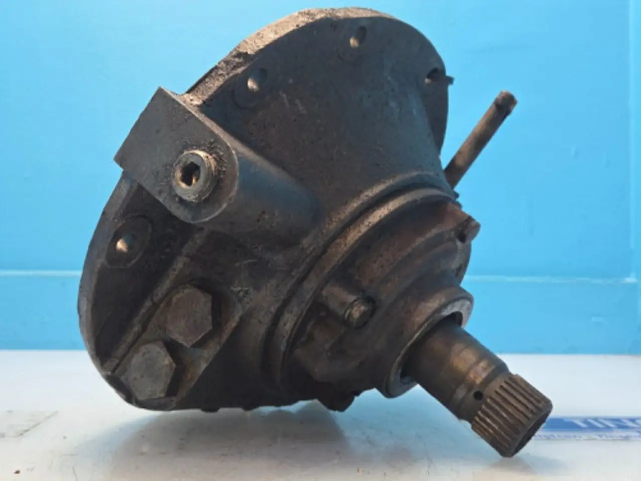 Billede 11 - Ford 550 Hus D8NN7N075AA