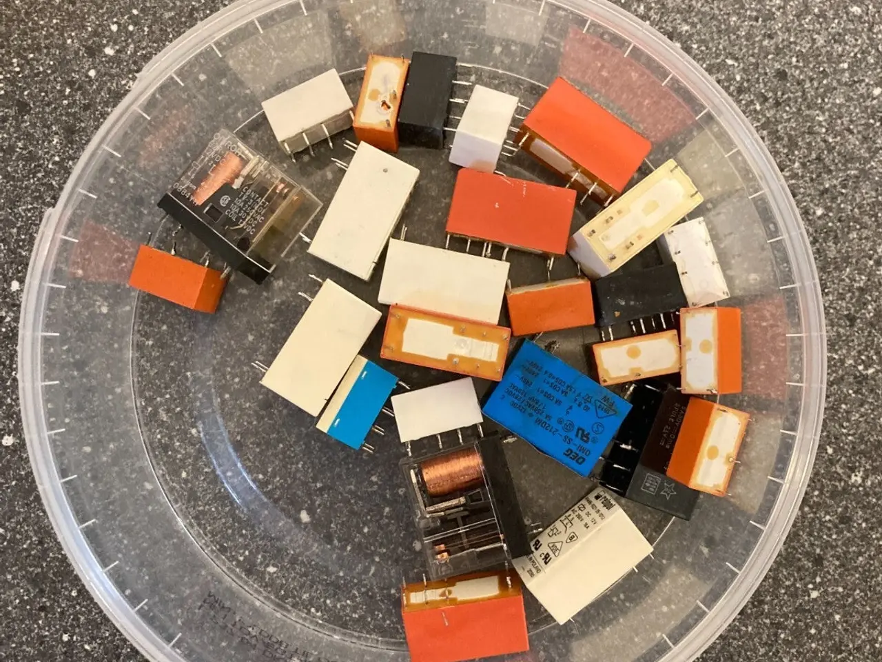 Billede 2 - parti of 30+ Vintage Relays - Various Brands and