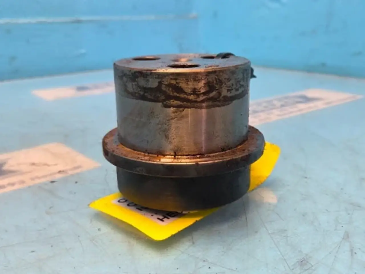 Billede 9 - Iveco F2CE9684L Afstandsstykke 504133017