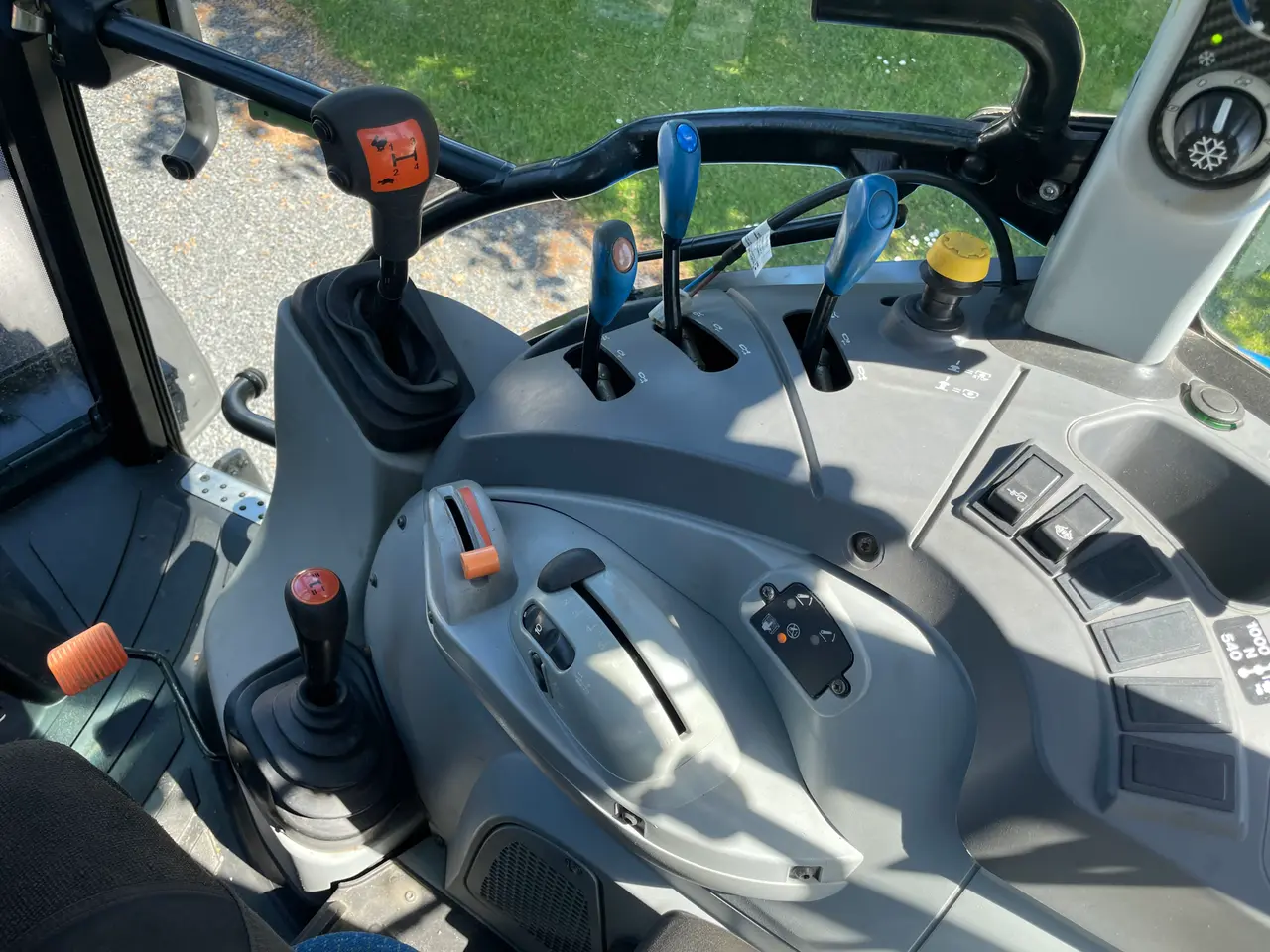Billede 10 - New Holland T 4.95
