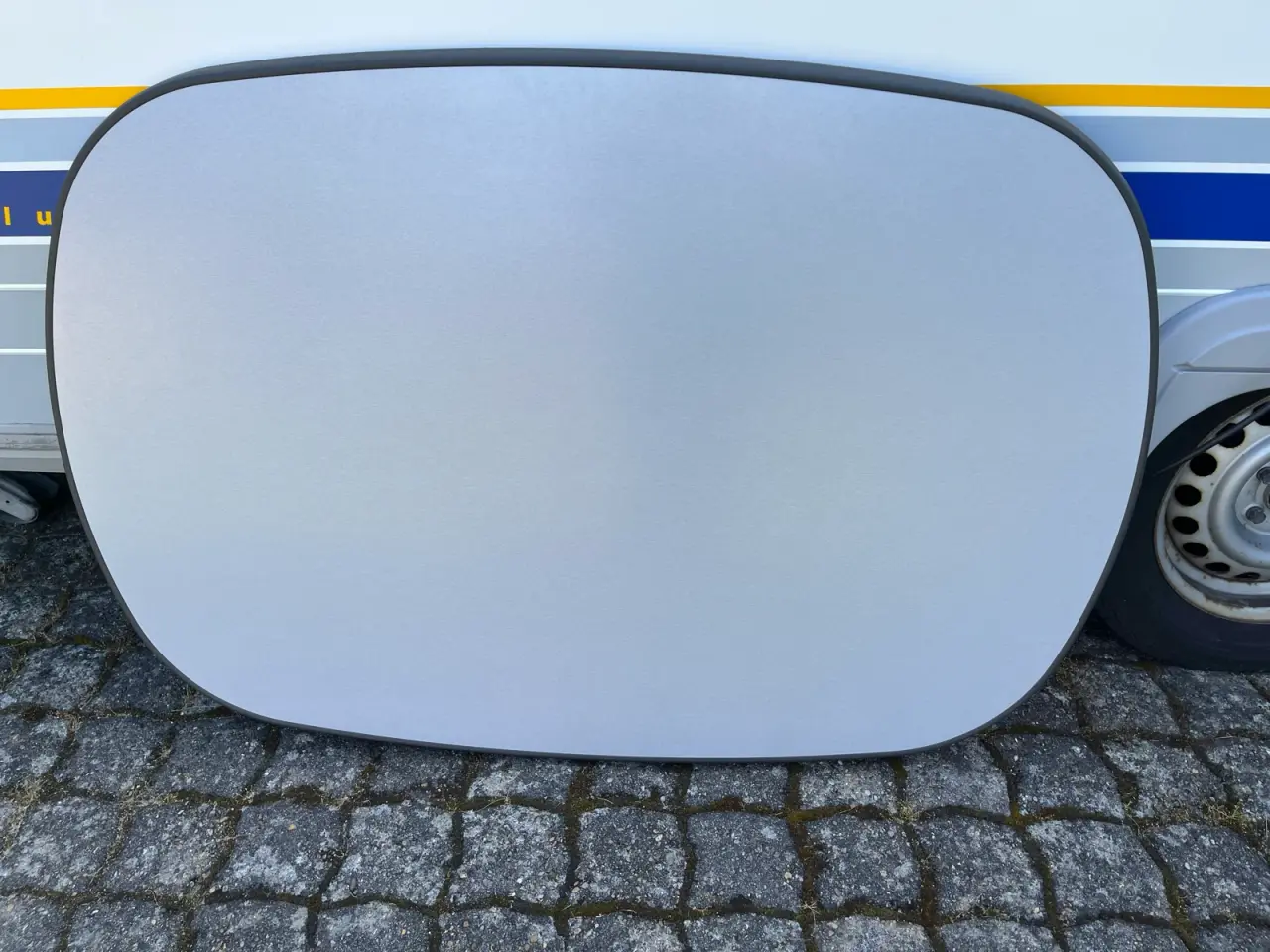 Billede 3 - Sammenklappelig campingbord - 130x90 cm