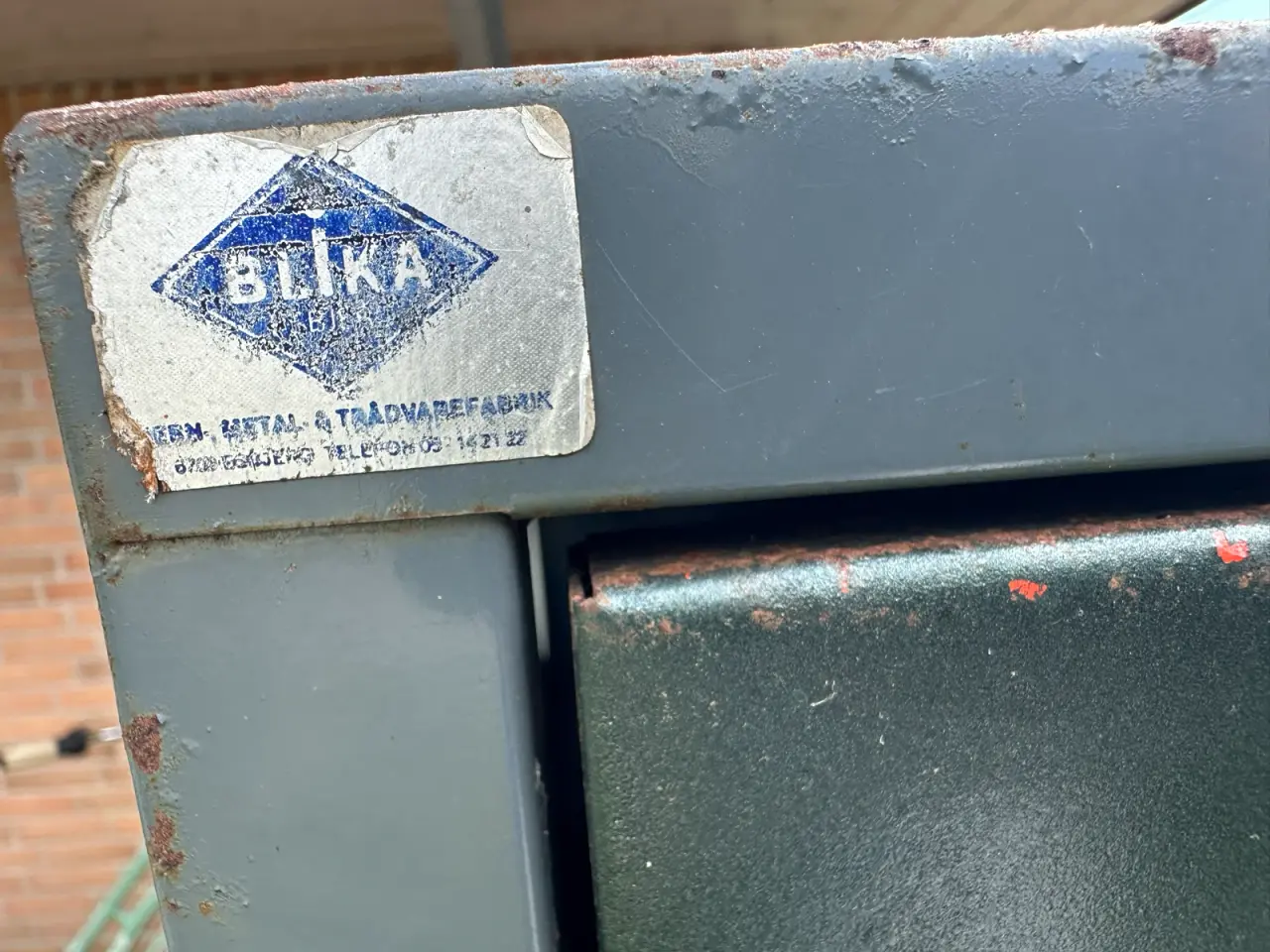 Billede 8 - Ældre omklædningsskab / værkstedskab