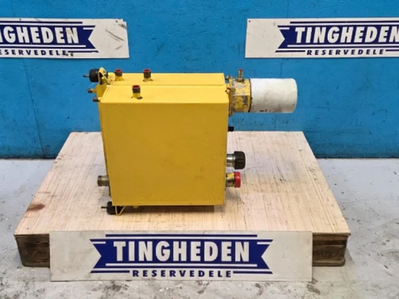 Billede 1 - New Holland TX68 Hydrauliktank 84000629